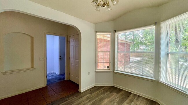 5512 Steven Creek Way in Austin, TX - Building Photo - Building Photo