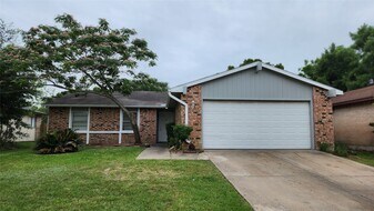 24119 Anchor Ranch Dr in Hockley, TX - Building Photo