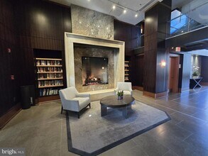 11990 Market St in Reston, VA - Building Photo - Building Photo