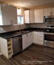 109 Barnard Ave-Unit -Unit B in Asheville, NC - Building Photo - Building Photo