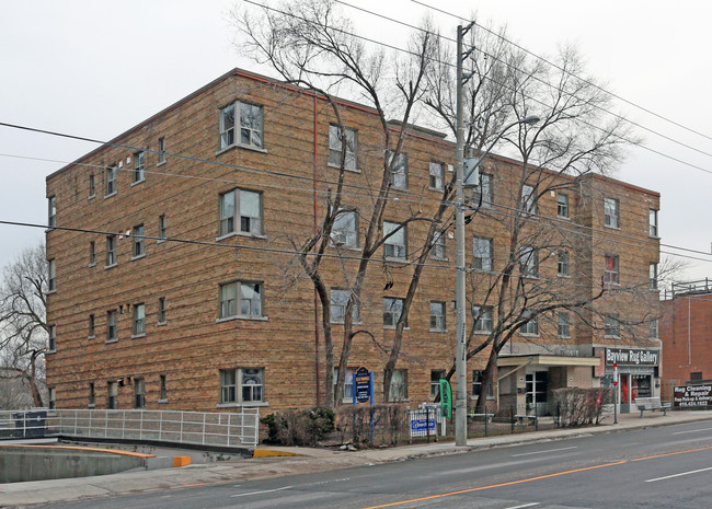 Baymoore Apartments in Toronto, ON - Building Photo - Building Photo