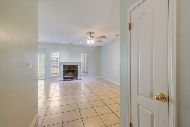 9524 Pointe Aux Chenes Rd in Ocean Springs, MS - Building Photo - Building Photo