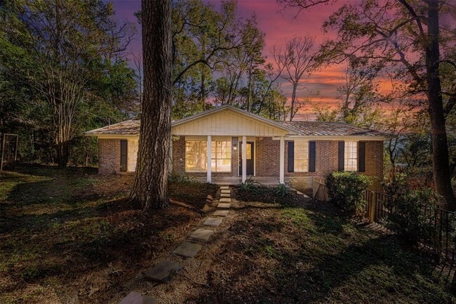 property at 298 Pinemont Dr