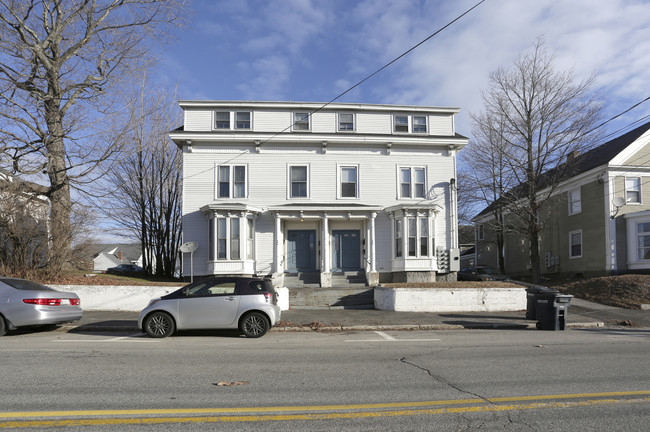 340 Main St in Biddeford, ME - Foto de edificio - Building Photo