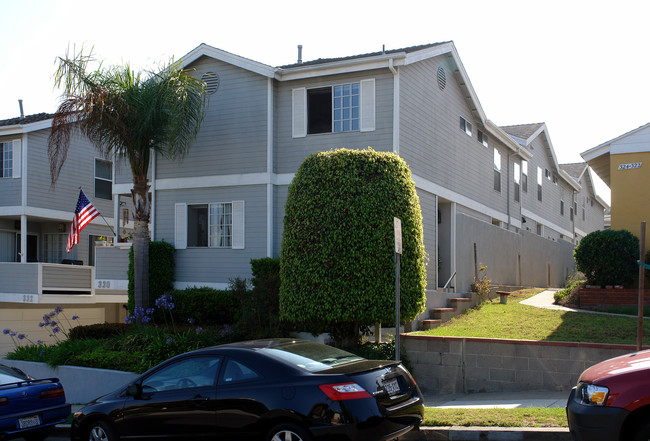 330 Penn St in El Segundo, CA - Building Photo - Building Photo