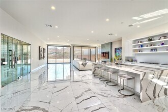 702 Blackrock Rim Dr in Henderson, NV - Building Photo - Building Photo