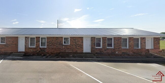 property at 500 Skyline Dr