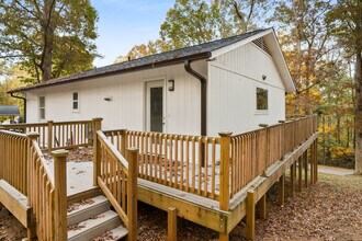 1021 Lakewood Dr in Anderson, SC - Building Photo - Building Photo