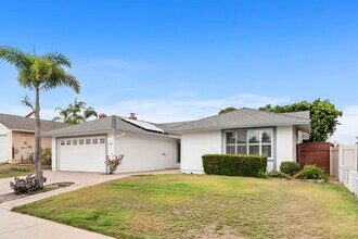 1433 Lantana Ave in Chula Vista, CA - Building Photo - Building Photo