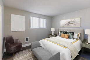 Tuscany Village in Portland, OR - Building Photo