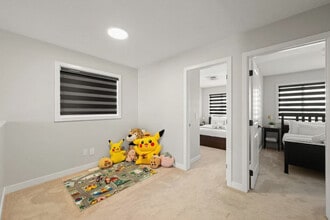 1352 Siskin Wynd in Edmonton, AB - Building Photo - Building Photo