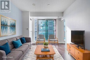 69 Lynn Williams St in Toronto, ON - Building Photo