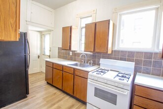 707 Pitt St, Unit 1 in Pittsburgh, PA - Foto de edificio - Building Photo