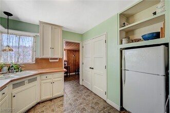 1301 Norman Ave in Las Vegas, NV - Building Photo - Building Photo