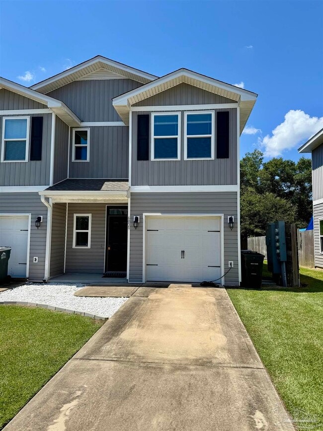 6029 Royal Port Ct