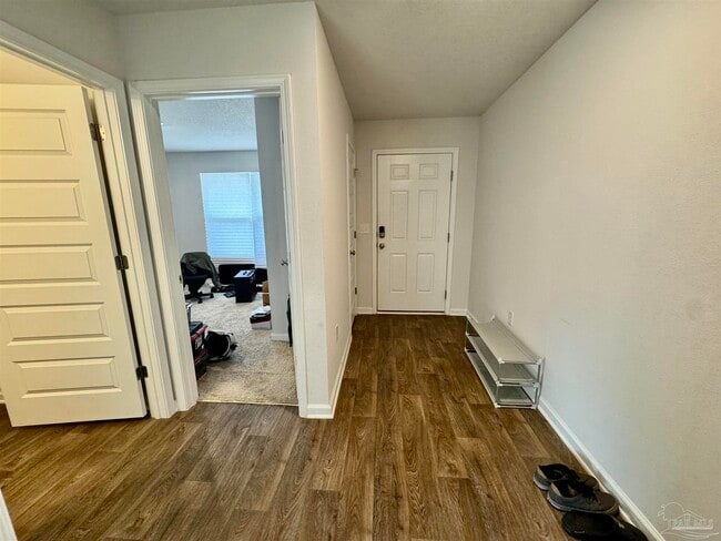 5468 Merlin in Milton, FL - Building Photo - Building Photo