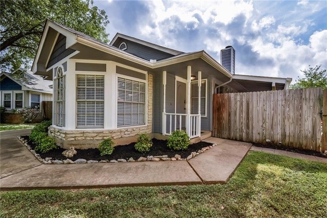8903 Shattuck Cove in Austin, TX - Building Photo - Building Photo