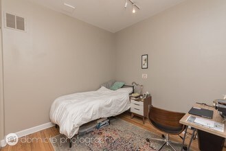 863 W Cornelia Ave in Chicago, IL - Building Photo - Building Photo