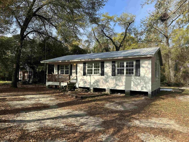5272 Mcneil Blvd in Tallahassee, FL - Building Photo - Building Photo