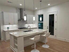 1934 Harken Grv in Marietta, GA - Building Photo - Building Photo