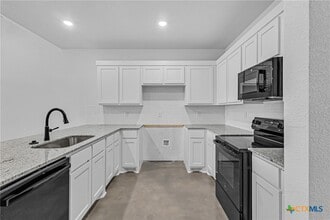 905 Smoke Tree Ln in Killeen, TX - Building Photo - Building Photo