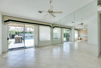 40750 Avenida Arcada in Palm Desert, CA - Foto de edificio - Building Photo