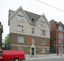 Truman St Clair in Toronto, ON - Building Photo