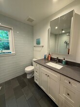 7759 St Helena Hwy in Napa, CA - Foto de edificio - Building Photo