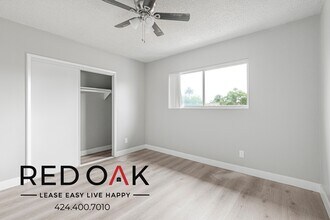 6525 S Victoria Ave in Los Angeles, CA - Building Photo - Building Photo