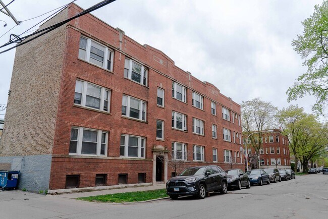 1517 W Waveland Ave in Chicago, IL - Building Photo - Building Photo