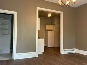 1901 Penn St, Unit 1901 Penn in Harrisburg, PA - Building Photo - Building Photo