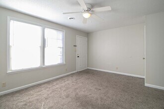 810 Golf View Pl in Clarksville, TN - Building Photo - Building Photo