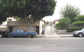 Verdugo Cottages in Los Angeles, CA - Building Photo - Building Photo