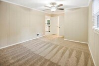 3473 Pinehill Dr photo'