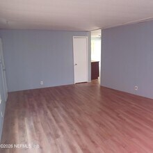 463 Logan Ave in Orange Park, FL - Building Photo - Building Photo