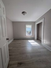 267 Silver St-Unit -1 in Manchester, NH - Foto de edificio - Building Photo