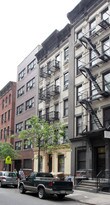 436 E 76th St in New York, NY - Building Photo