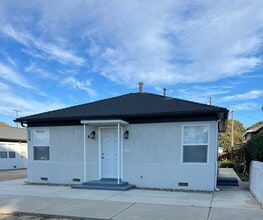 228 S H St, Unit C in Lompoc, CA - Foto de edificio - Building Photo