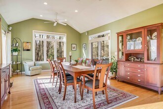 7 Glen Ct in Amherst, NH - Building Photo - Building Photo