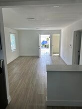 424 Valley Forge Rd in West Palm Beach, FL - Building Photo - Building Photo