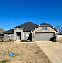 189 Livingston Dr in Bossier City, LA - Building Photo