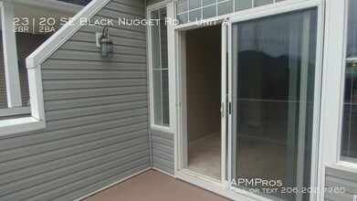 23120 SE Black Nugget Rd-Unit -Unit A in Issaquah, WA - Building Photo - Building Photo