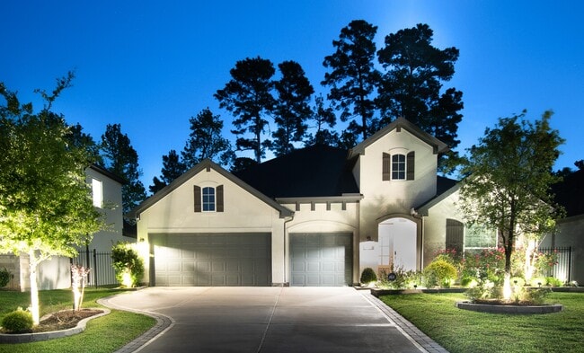 16 Mariposa Wds Dr in Tomball, TX - Foto de edificio - Building Photo