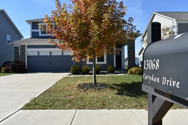 13068 Corydon Dr in Fishers, IN - Building Photo - Building Photo