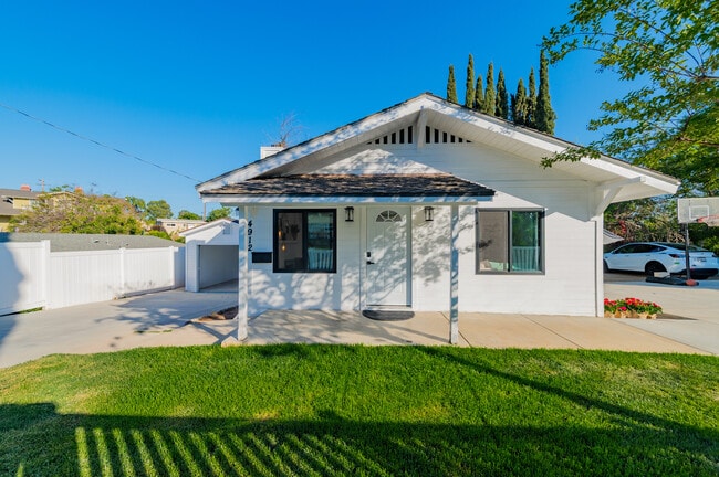 property at 4912 Shaw Ln