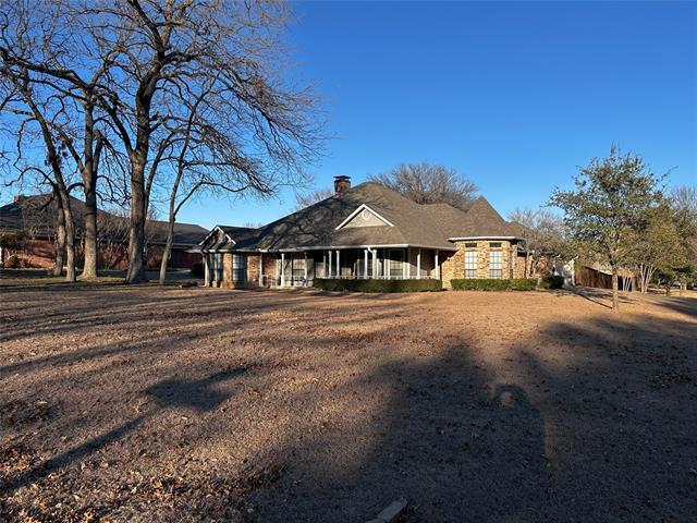 857 Clearwater Dr in Midlothian, TX - Building Photo