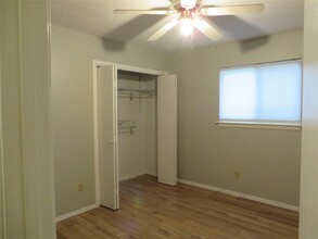 7106 Bill Hughes Rd in Austin, TX - Building Photo - Building Photo
