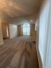 1139 Chardonnay Loop NE in Keizer, OR - Building Photo - Building Photo