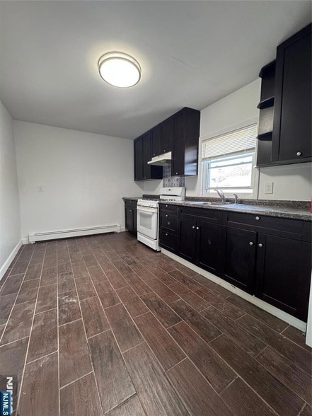 1624 Teaneck Rd in Teaneck, NJ - Foto de edificio - Building Photo