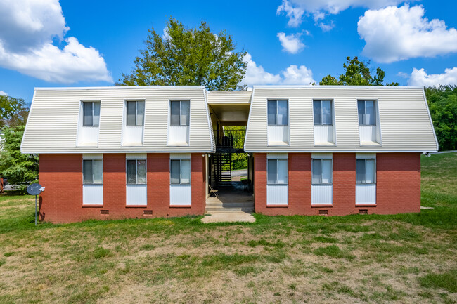 Autumnwood Apartments in Columbia, TN - Building Photo - Building Photo